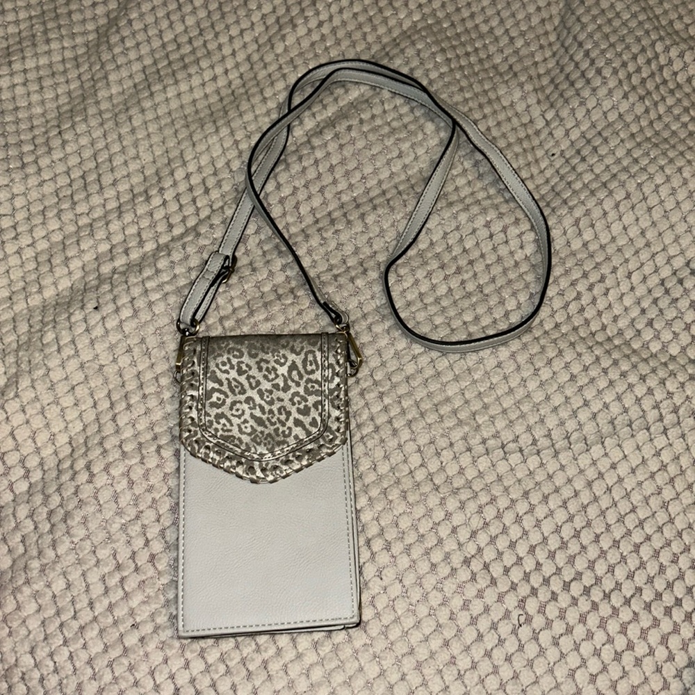 Gray Leopard Print Purse ⚫️